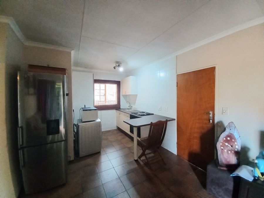 2 Bedroom Property for Sale in Safari Gardens North West